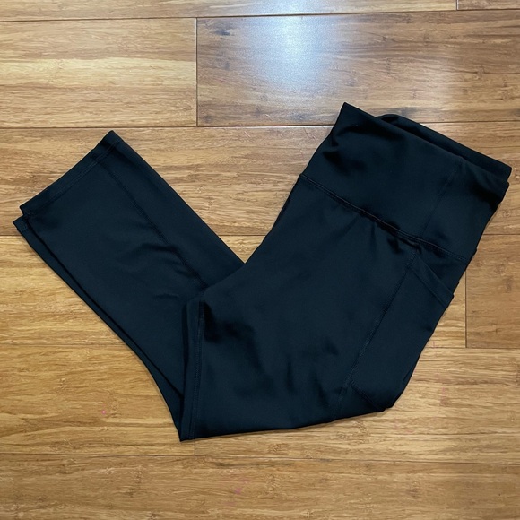 AVIA Black Capri Leggings - Picture 4 of 9